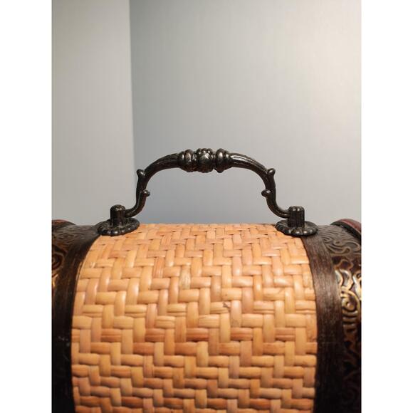 Unbranded 2 Bottle Wine Box Wood Distressed Curved Case With Handle - Picture 4 of 16